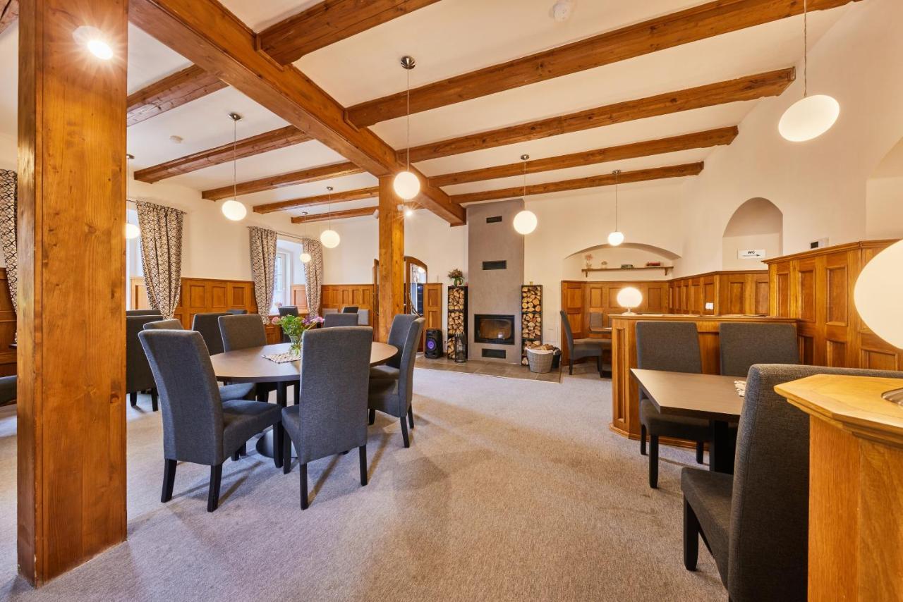 Hotel Auri Рудник Экстерьер фото