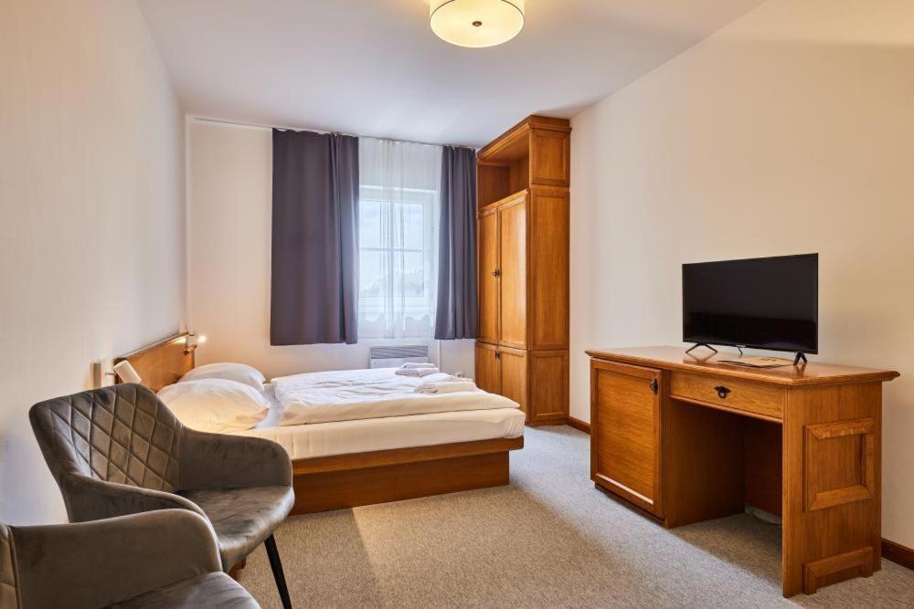 Hotel Auri Рудник Экстерьер фото